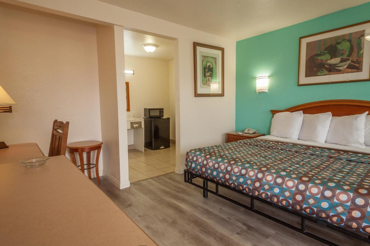 Vagabond Hotel